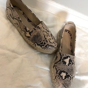 Snake skin shoes